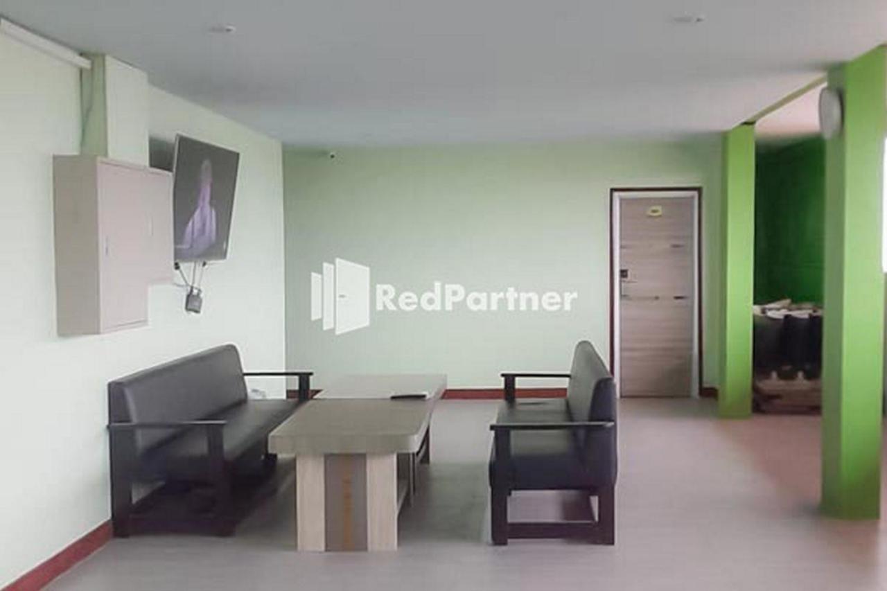 Guest House Anak Raja Pangkalan Bun Syariah Mitra Reddoorz Exterior foto